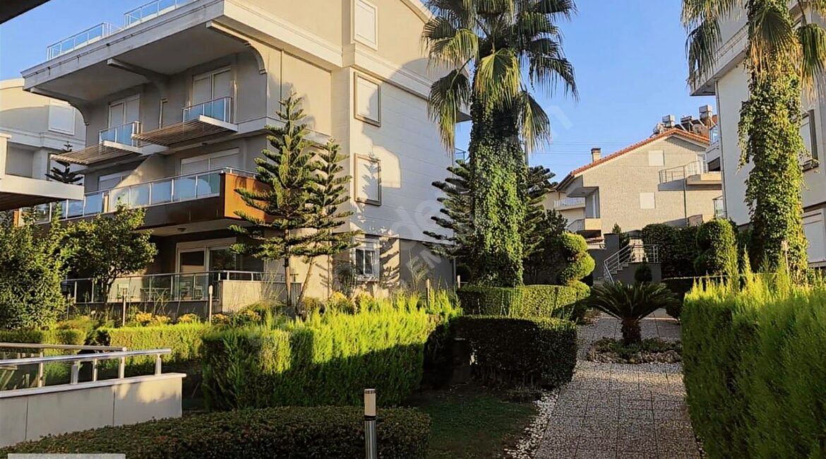 SIDE FLORA GARDEN SITESINDE 2 ADET 1+1 LÜX DAİRE SATILIK